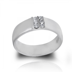 6 Stones In The Centre Gents Ring