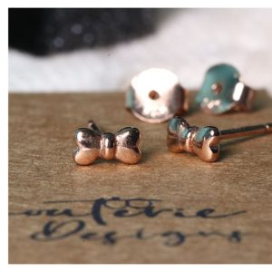 Best Bow Tie Ear Studs 92.5 Hallmark Silver India 2021