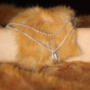 Minimal Sea Shell Layered Necklace