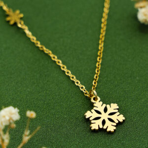 Lumière Sculpted Snowflake Necklace
